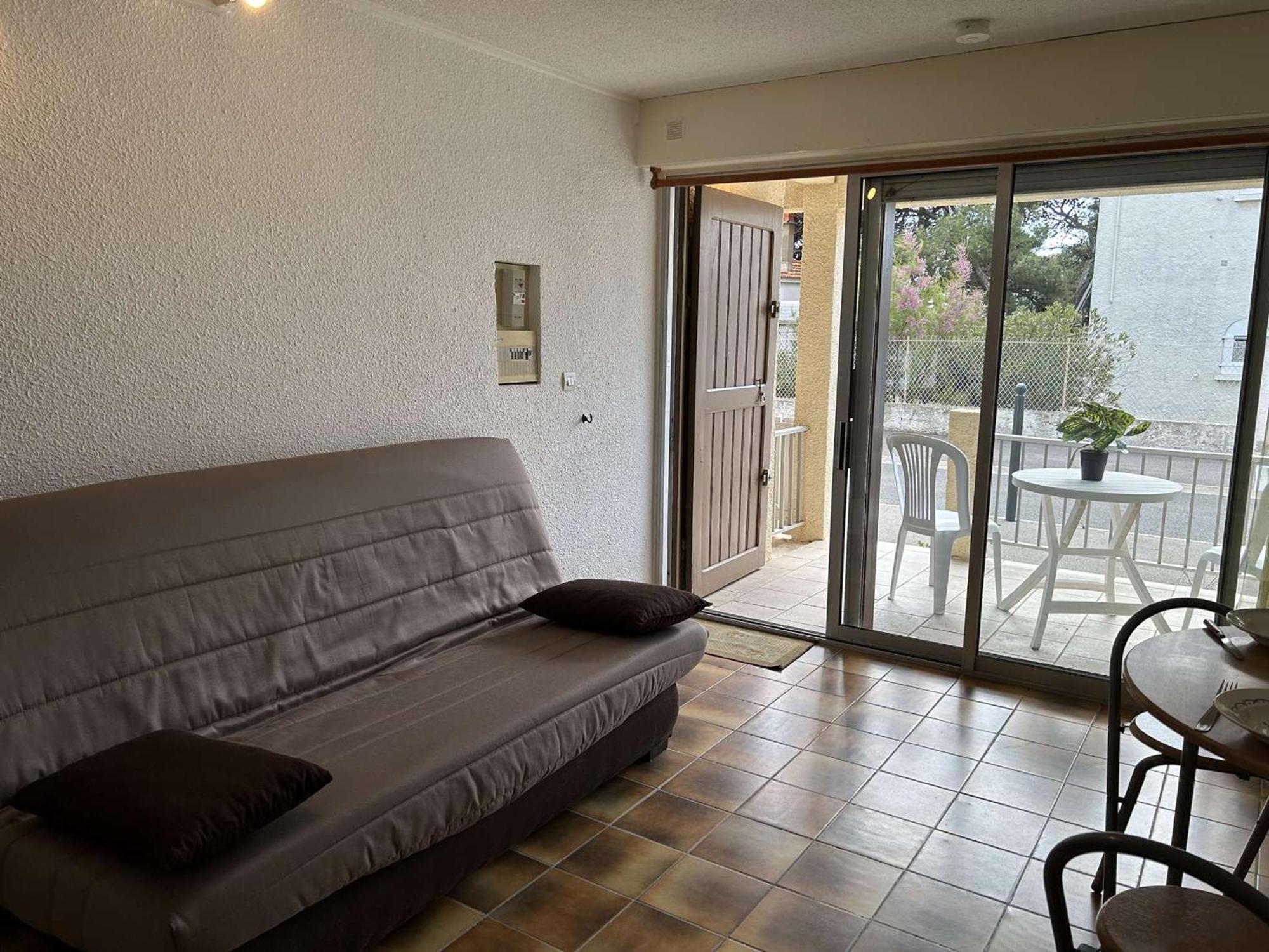 Studio En Rdc A 250M De La Plage - Saint Pierre La Mer, 2 Couchages, Animaux Acceptes - Fr-1-229D-232 Exterior foto